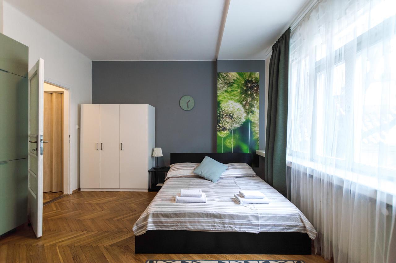 Prague Apartments Extérieur photo
