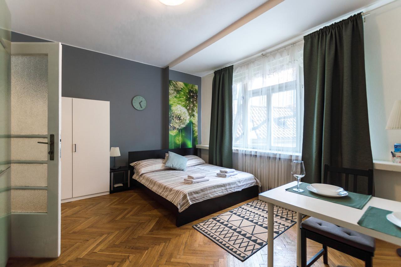 Prague Apartments Extérieur photo